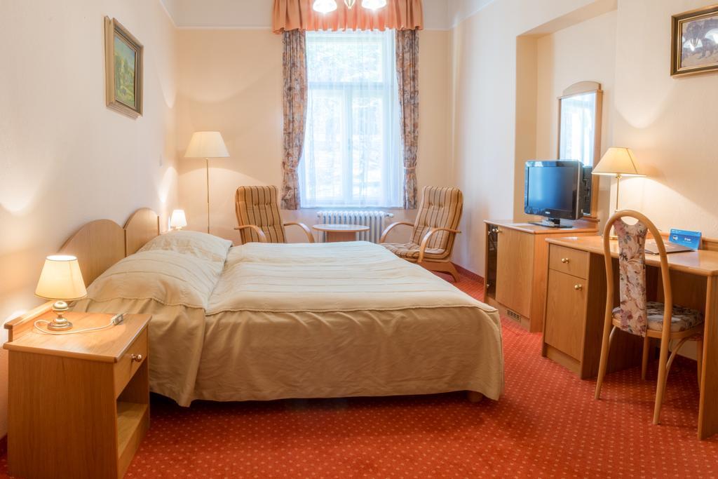 Ensana Svoboda Mariënbad Buitenkant foto